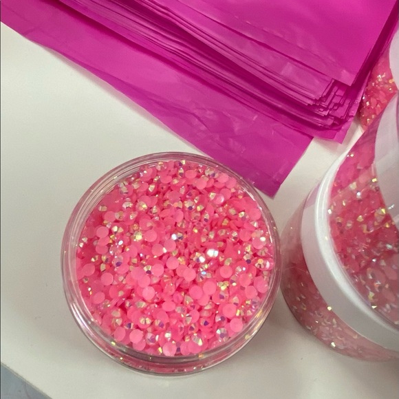 4mm rhinestones - Picture 3 of 8